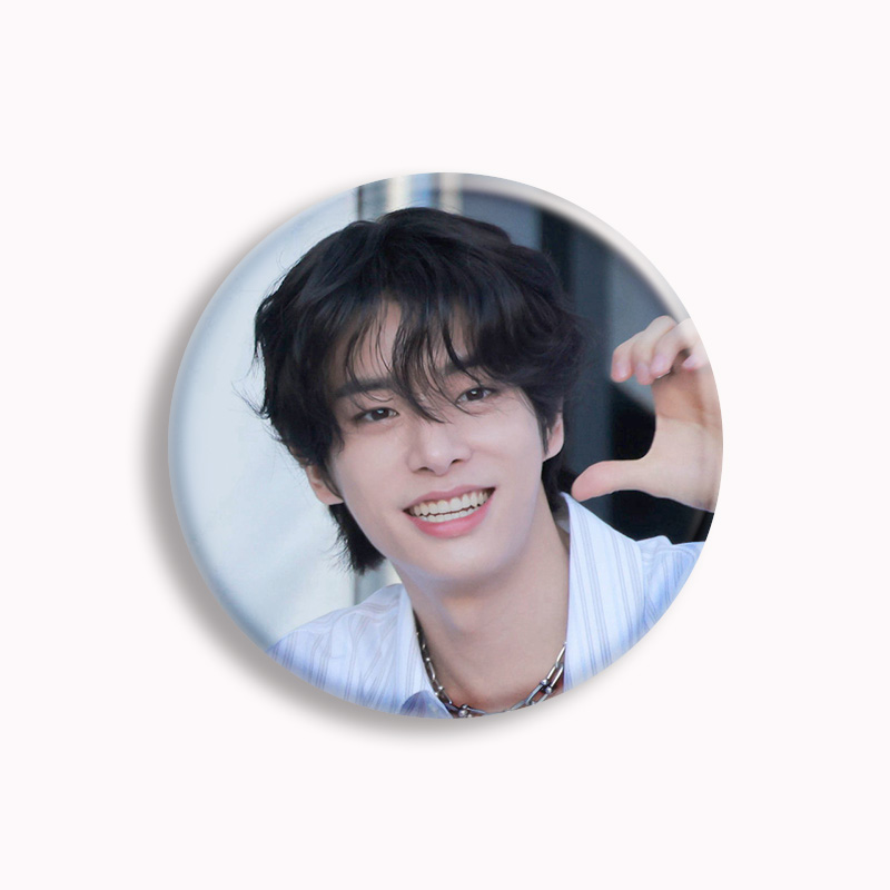 Kpop Jake Sim 소프트 버튼 핀 Sim Jae - Pin Button Badge 리뷰 및 가격