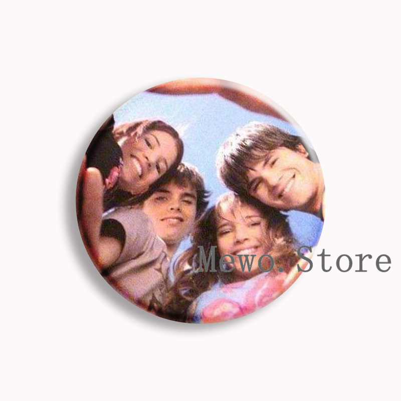 영화 Rebelde Way 소프트 버튼 핀 카밀라 보르 - Pin Button Badge 리뷰 및 가격